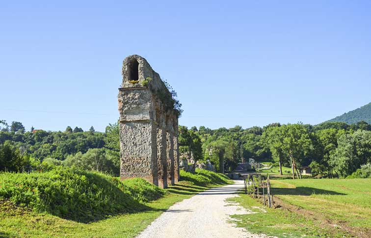 veduta dell'acquedotto