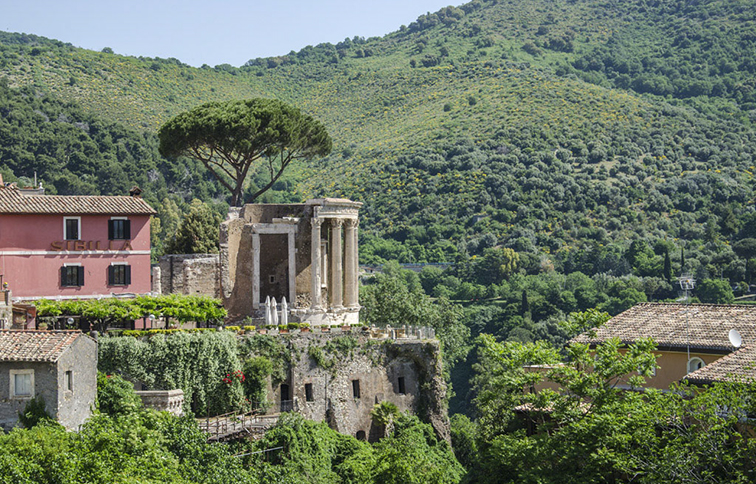 panorama con veduta del tempio