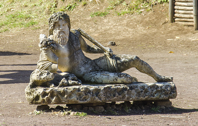 statua del canopo di villa adriana